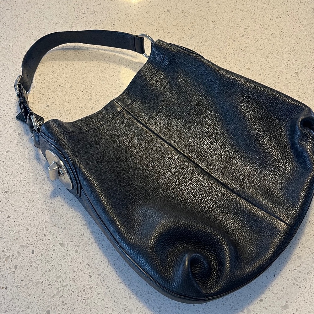 Coach Penelope Slouch Bucket Bag